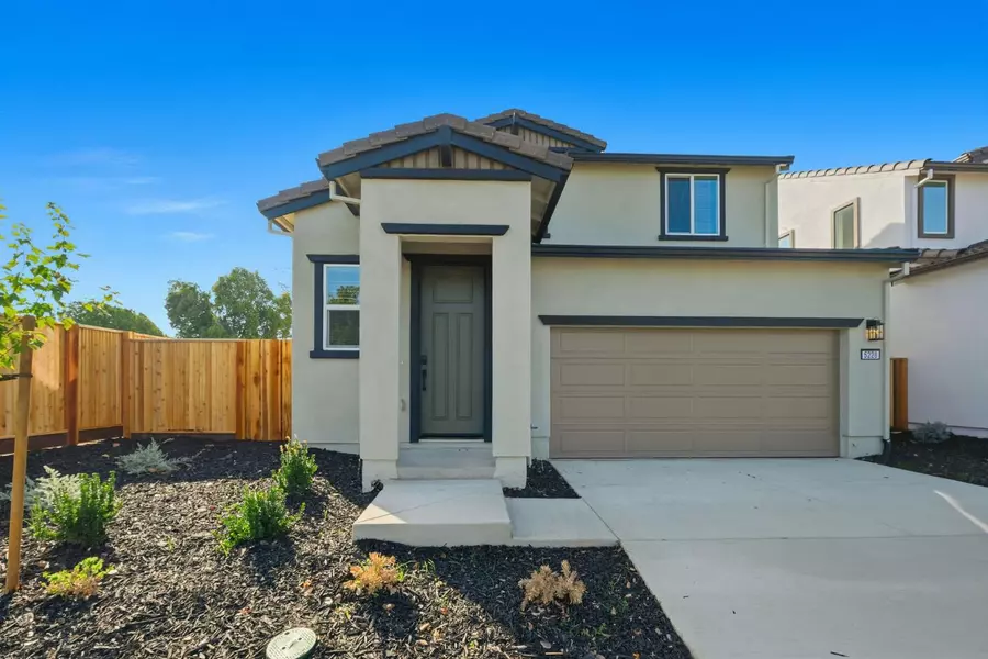 5228 El Paraiso AVE, Sacramento, CA 95824