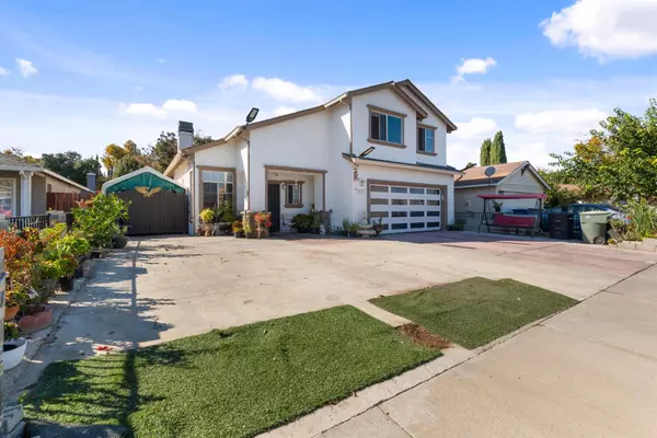 Modesto, CA 95358,2113 Manhattan WAY