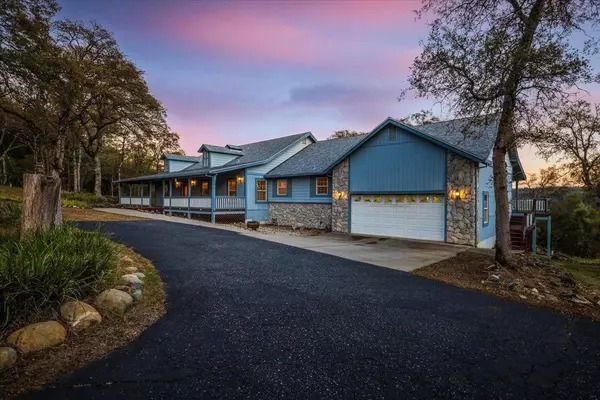 23437 Meyer Ravine RD, Grass Valley, CA 95949