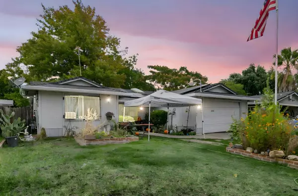 4745 Oakhollow DR, Sacramento, CA 95842
