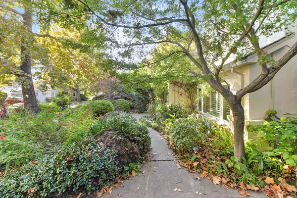 Sacramento, CA 95818,1725 Vallejo WAY