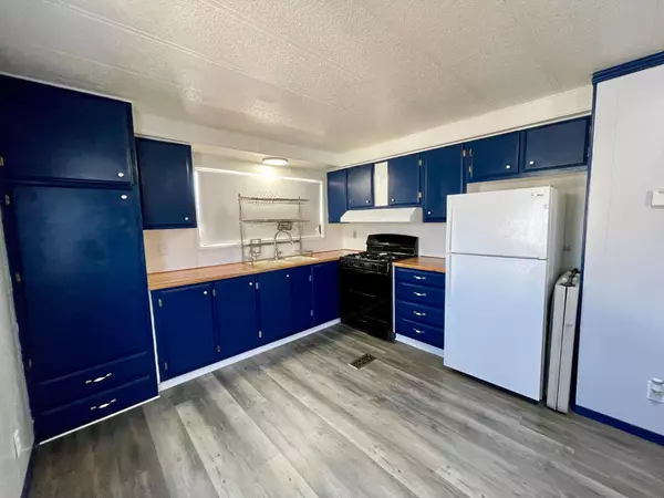 Castro Valley, CA 94546,3998 Castro Valley BLVD #34