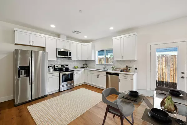 Sacramento, CA 95820,4108 57 ST