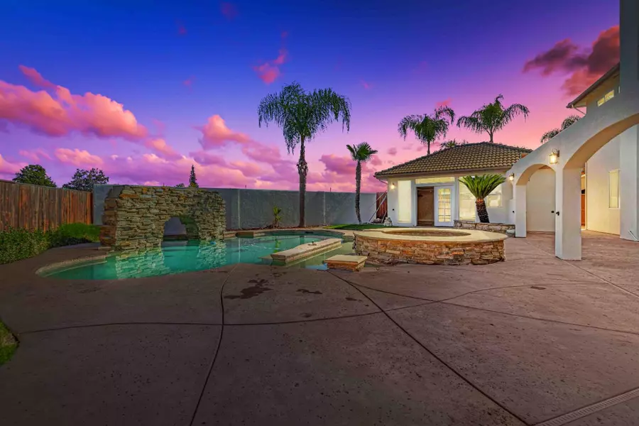 3913 Bayview DR, Modesto, CA 95355