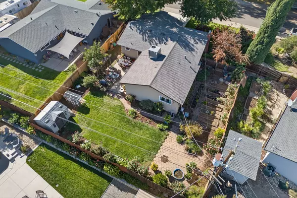 Orangevale, CA 95662,5618 Claiborne WAY