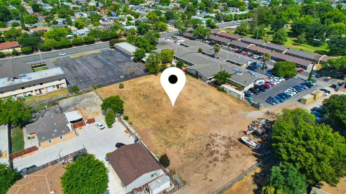 Sacramento, CA 95822,2475 Wah AVE