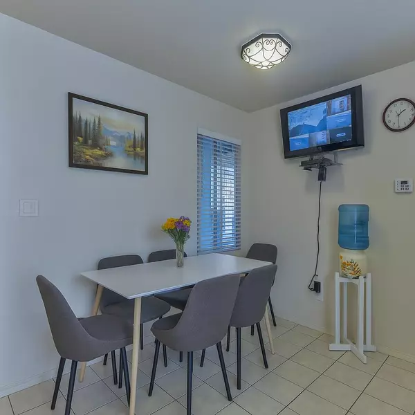 Los Banos, CA 93635,419 Stonewood DR