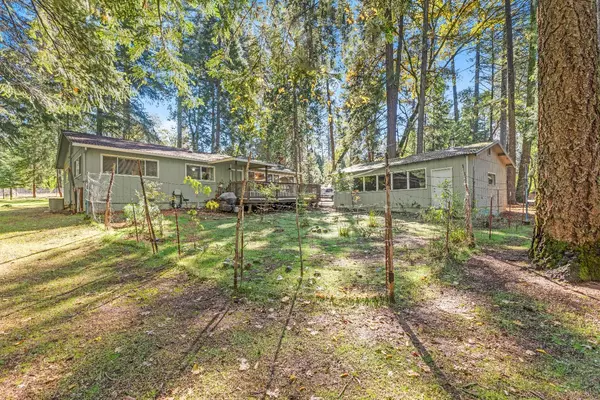 5555 Mockingbird CT, Foresthill, CA 95631