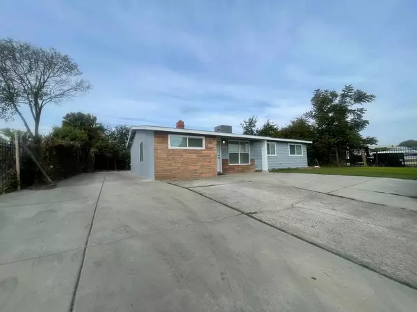 Sacramento, CA 95824,5732 39th ST