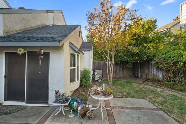 Sacramento, CA 95833,2407 Seamist DR