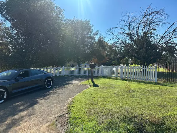 Sacramento, CA 95829,9282 Gerber RD