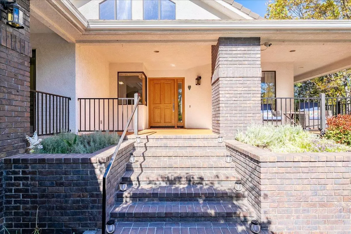 Colfax, CA 95713,20860 Pinehurst LN