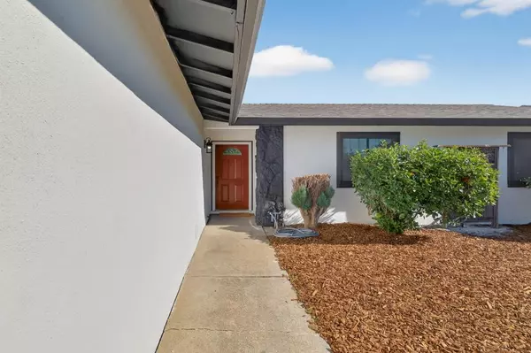 Sacramento, CA 95832,7921 Albion WAY