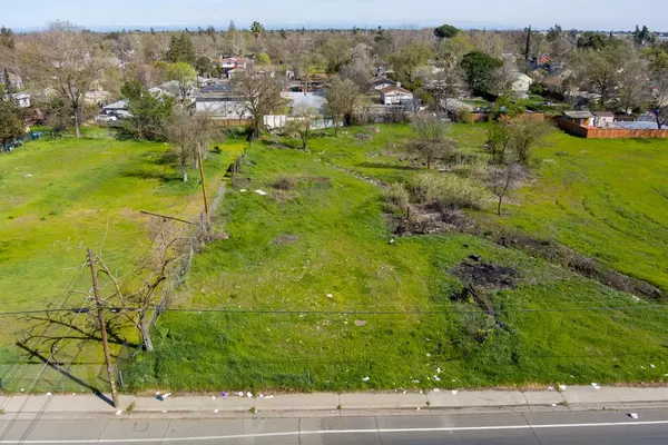 Sacramento, CA 95815,3040 Rio Linda BLVD