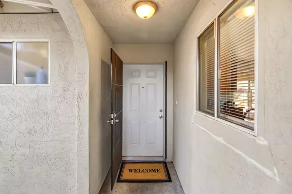 Sacramento, CA 95820,5220 15th AVE