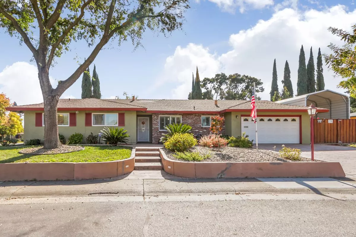 Elk Grove, CA 95624,9018 El Oro Plaza DR