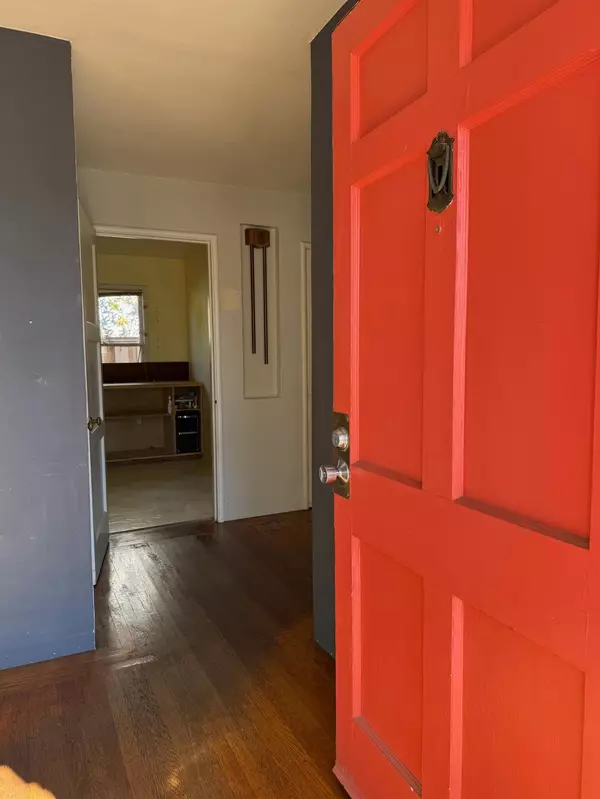 Oakland, CA 94602,2808 Carmel ST