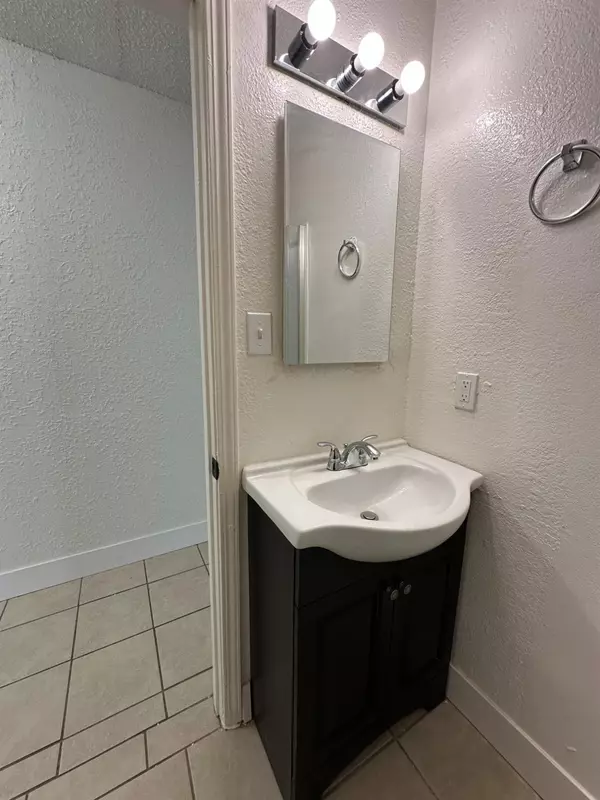 Merced, CA 95340,1045 W Santa Fe AVE