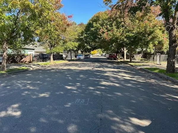 Stockton, CA 95205,2415 E Taylor ST