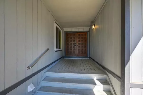 Rocklin, CA 95677,5825 Dew CT