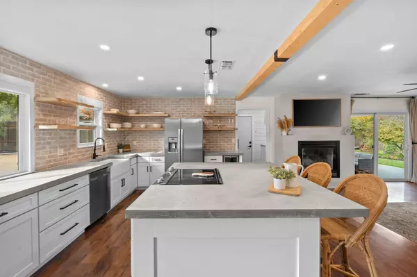 Shingle Springs, CA 95682,4121 Oakmont DR