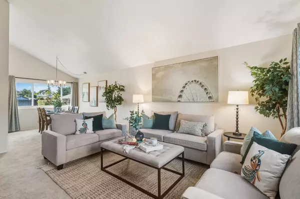 Sacramento, CA 95826,9137 Harvest WAY