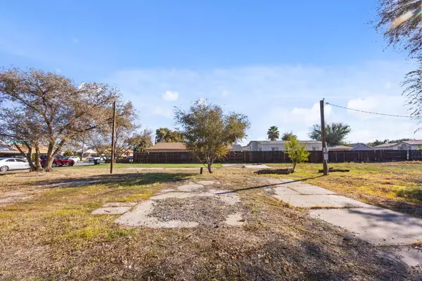 Tracy, CA 95376,110 E Kavanagh AVE