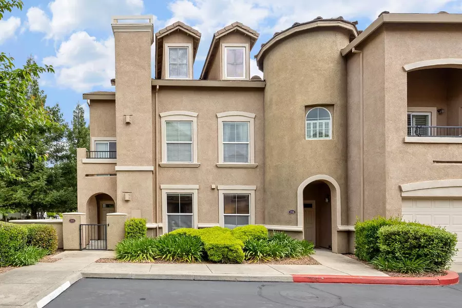 5350 Dunlay DR #715, Sacramento, CA 95835