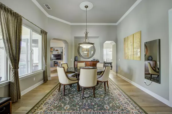 Sacramento, CA 95835,2726 Heritage Park LN