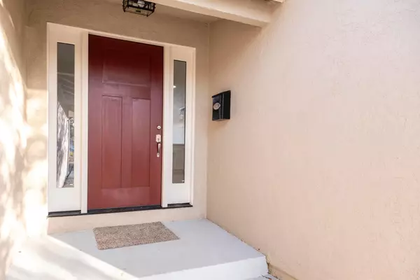 Sacramento, CA 95822,7553 32nd ST