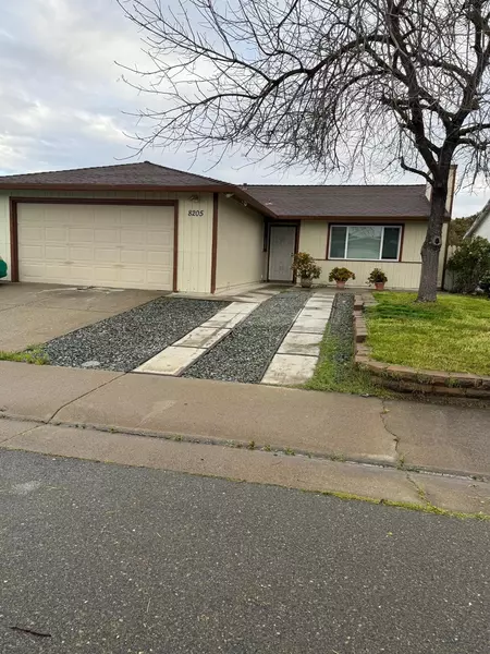 8205 Weyburn CT, Sacramento, CA 95828