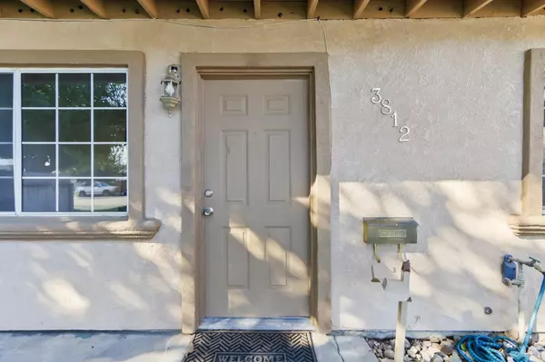 Sacramento, CA 95827,3812 Moonbeam DR