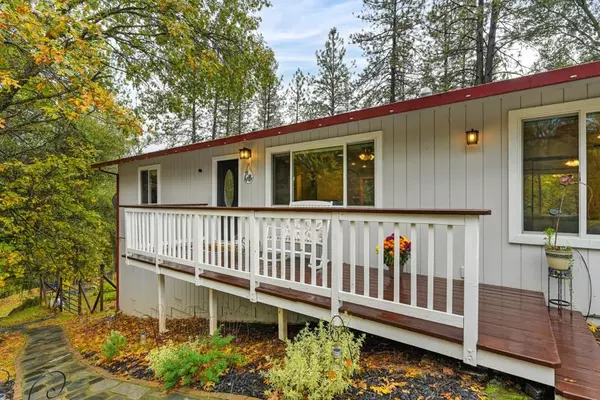 3980 Donner TRL, Placerville, CA 95667
