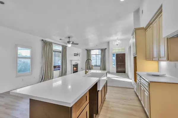 Ripon, CA 95366,1080 Zumstein DR