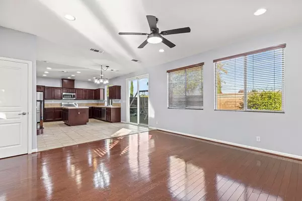 Yuba City, CA 95991,975 Beymer