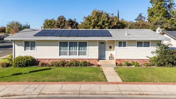 1502 Gray AVE, Yuba City, CA 95991