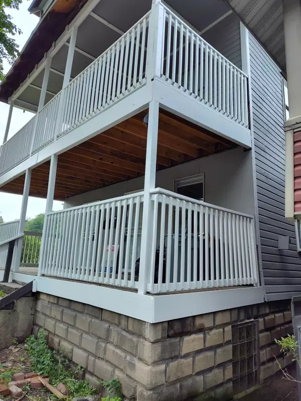 Outside California, CA 26501,Address not disclosed