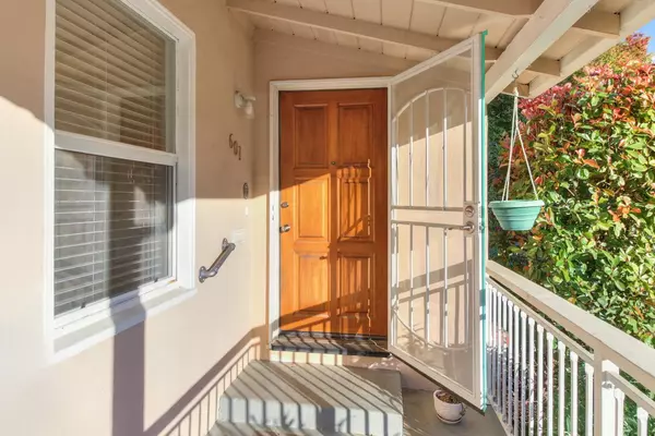 Sacramento, CA 95818,601 Dudley WAY