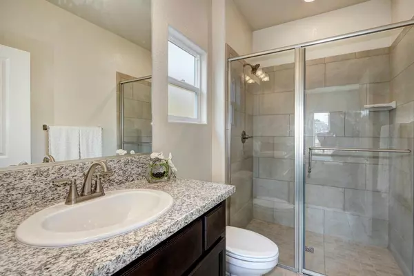 Galt, CA 95632,1067 Hogan RD