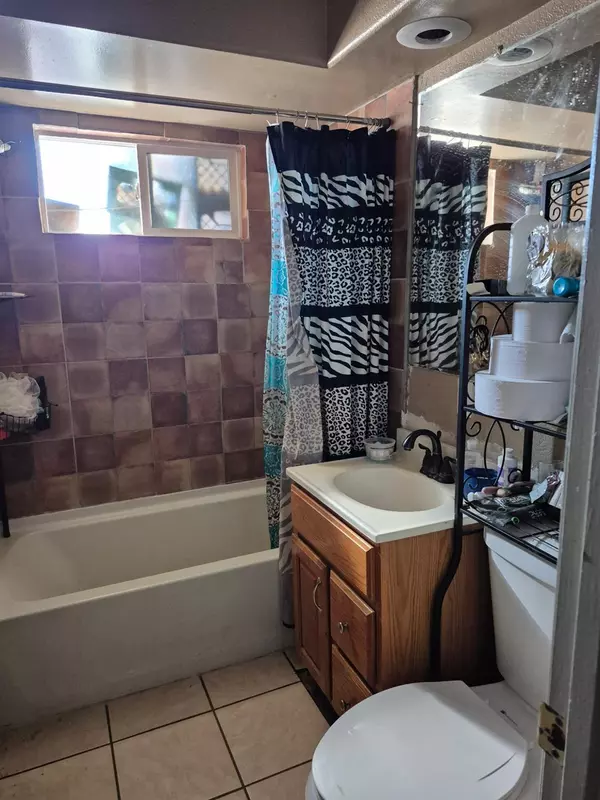 Sacramento, CA 95838,3238 Kinnaird WAY