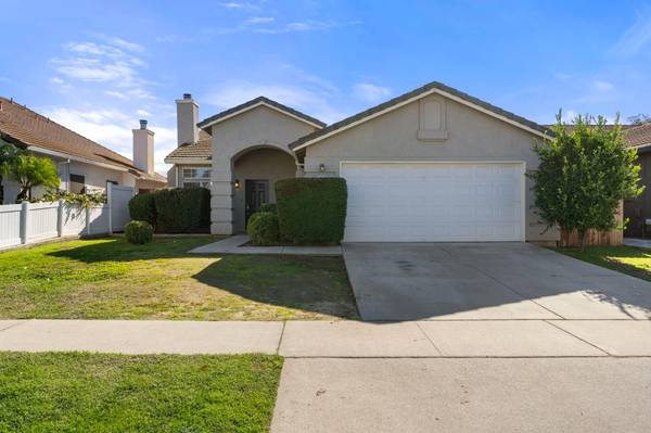 1148 Highlands Park DR, Ceres, CA 95307