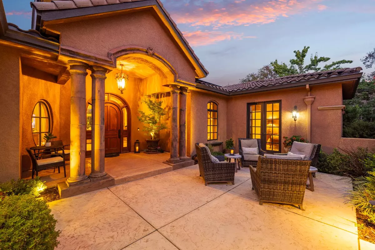 El Dorado Hills, CA 95762,617 Lakecrest DR