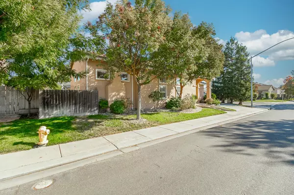 Modesto, CA 95355,2100 Paramont WAY