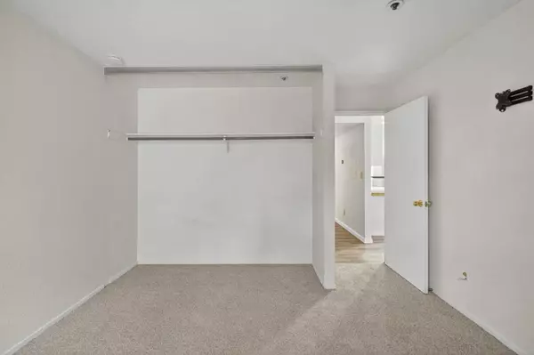 Sacramento, CA 95825,1019 Dornajo WAY #206