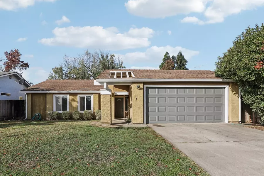 3708 Pullman DR, Sacramento, CA 95827