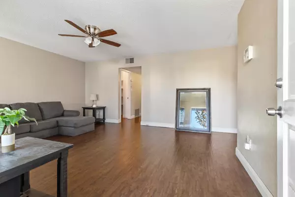 Modesto, CA 95354,2756 Barcelona DR