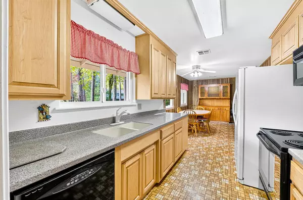 Colfax, CA 95713,1130 Sage RD