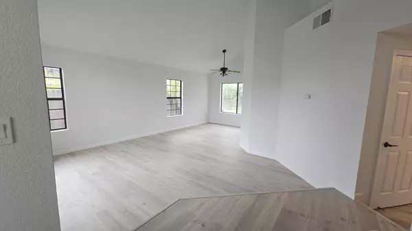 Elk Grove, CA 95758,9456 Soaring Oaks DR