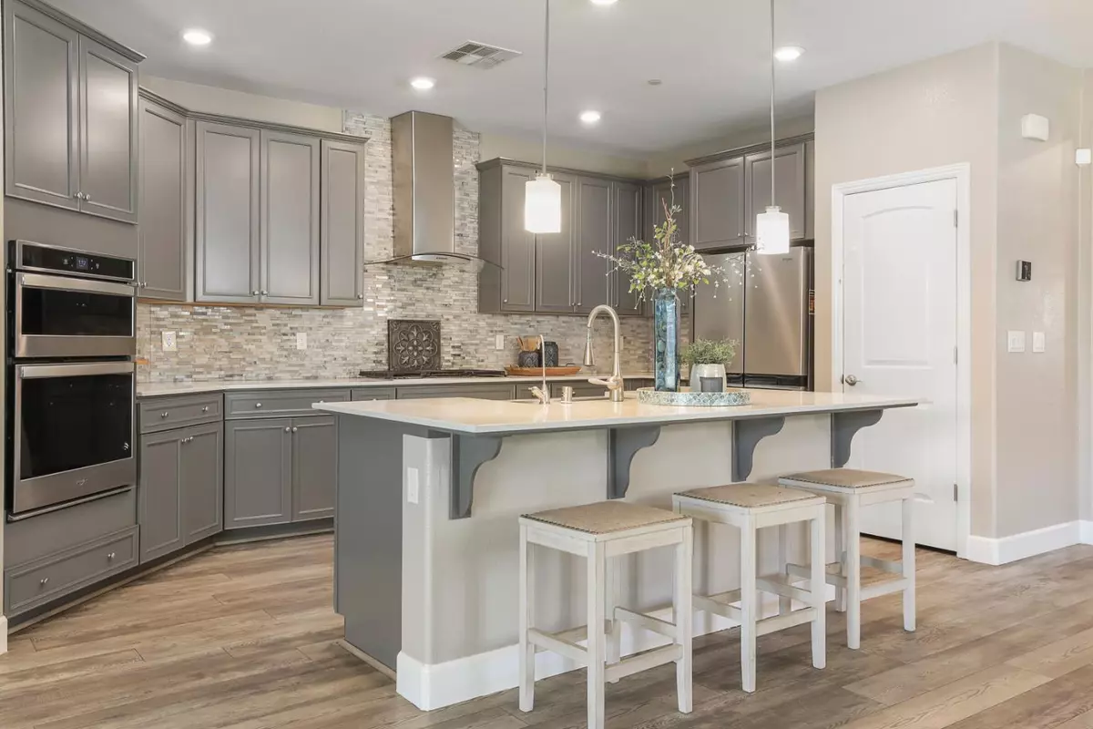 Manteca, CA 95337,1676 Red Ribbons LN