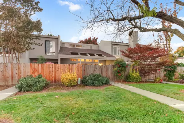 Davis, CA 95616,3215 Bermuda AVE #3